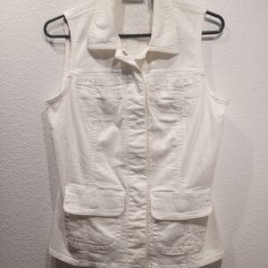 Chicos  Platinum Size 0 Sleeveless White Stretch Denim Vest XS
